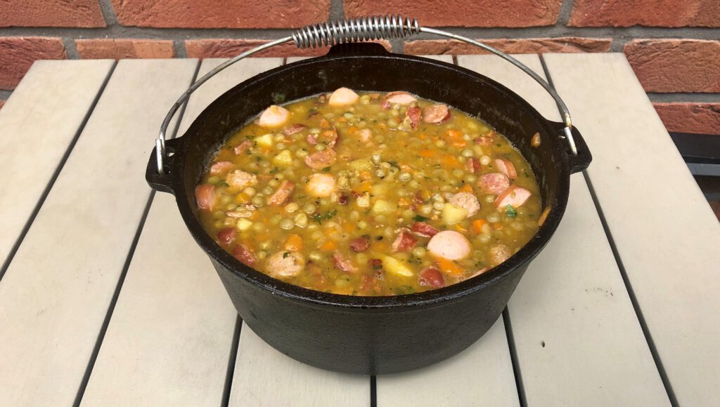 Erbsensuppe aus dem Dutch Oven teutogriller smoke & grill bbq