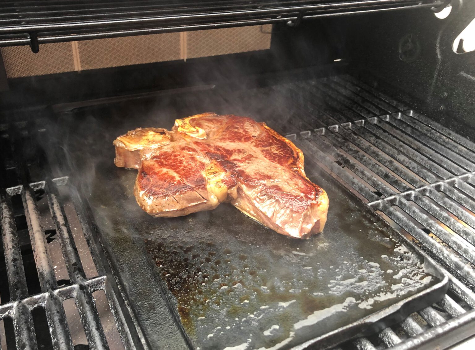 Dry aged Porterhouse Steak (Sous Vide) teutogriller smoke & grill bbq